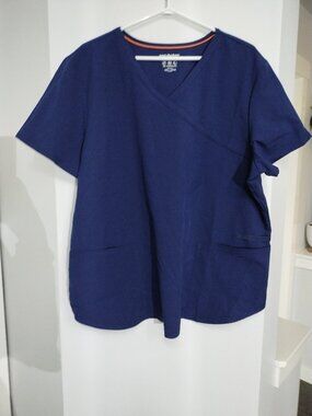 Scrubstar scrubs shirt
